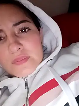 MisNicol online show from 04-16-26, 10:12