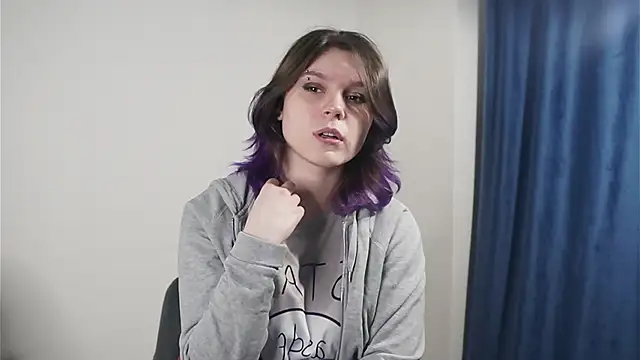 Snapshot of GriselWarick chatting on 12-02-25, 08:41 GriselWarick online show from 12-02-25, 08:41