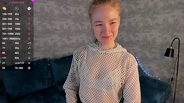 Snapshot of MaireLanda chatting on 06-22-26, 04:31 MaireLanda online show from 06-22-26, 04:31