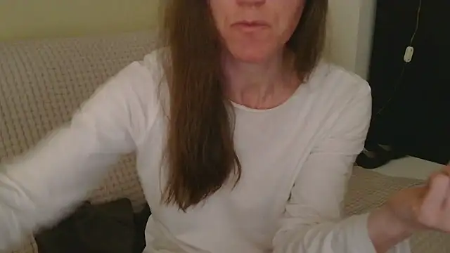 AuroraAG online show from 04-15-26, 12:34