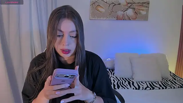Snapshot of saracavali chatting on 05-29-26, 07:34 saracavali online show from 05-29-26, 07:34