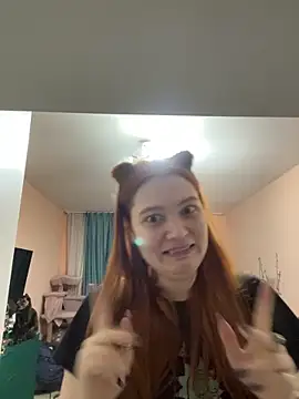 Ungoliant Kiss online show from 04-12-26, 06:35