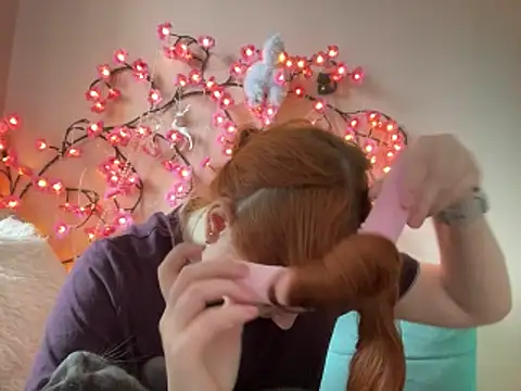 Ungoliant Kiss online show from 04-25-26, 02:14