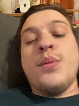 Snapshot of CletusBradburry chatting on 12-02-25, 01:00 CletusBradburry online show from 12-02-25, 01:00