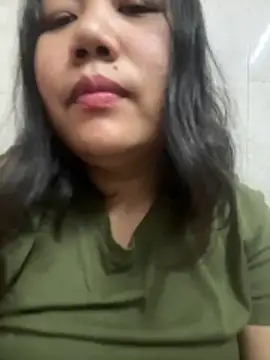 kukunightgirl online show from 12-21-25, 07:43