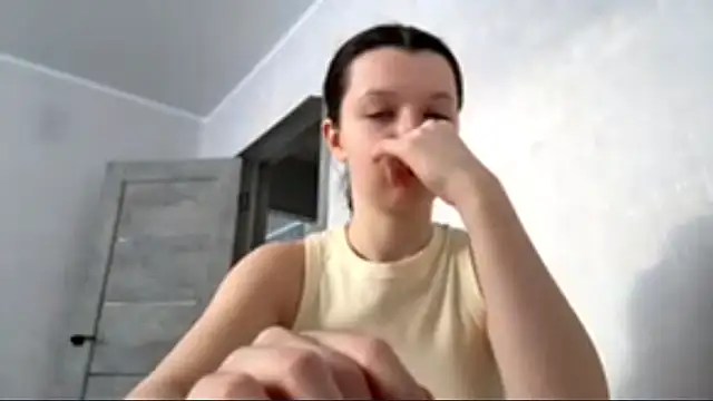 EllieBerrie online show from 12-14-25, 09:47