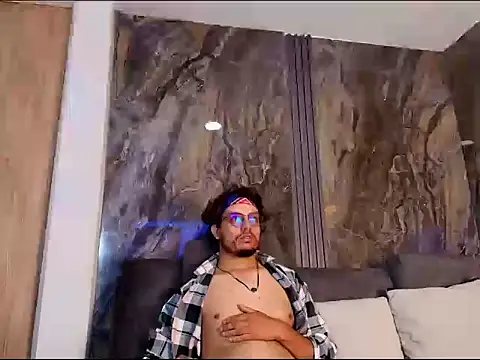 EnzoDarkwood online show from 12-02-25, 01:39