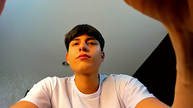 Lander Cruz online show from 03-25-26, 08:26