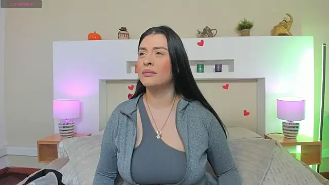 Snapshot of AnikaRomanoff_ chatting on 05-20-26, 11:38 AnikaRomanoff online show from 05-20-26, 11:38