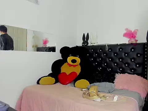 BlakeNoir  online show from 04-08-26, 12:10