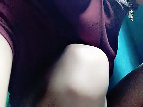 Snapshot of Nana569 chatting on 02-10-26, 08:35 Nana569 online show from 02-10-26, 08:35