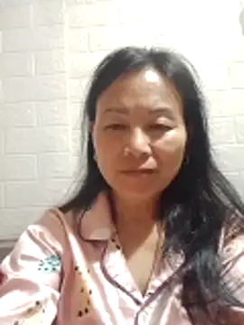 Lili-123k online show from 04-15-26, 07:58