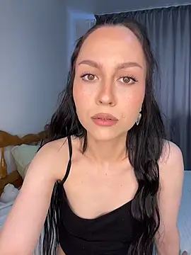 MonicaMercer online show from 04-08-26, 08:58