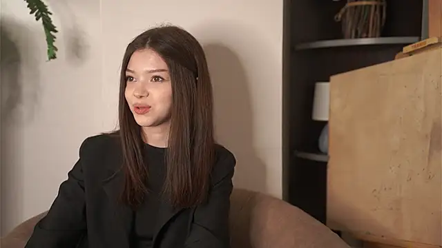 SadyeAnnarino online show from 12-02-25, 12:10