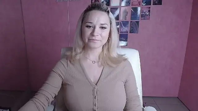 Melodie Aster online show from 06-16-26, 05:21