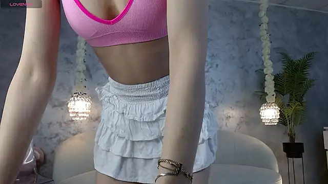 SilviaVanda online show from 03-26-26, 08:09