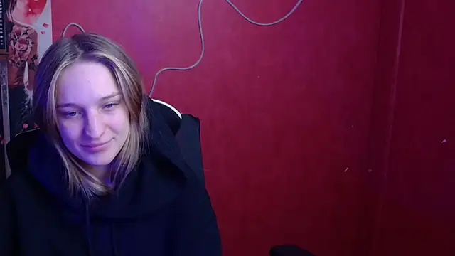 Katie Rosiee online show from 01-05-26, 05:27