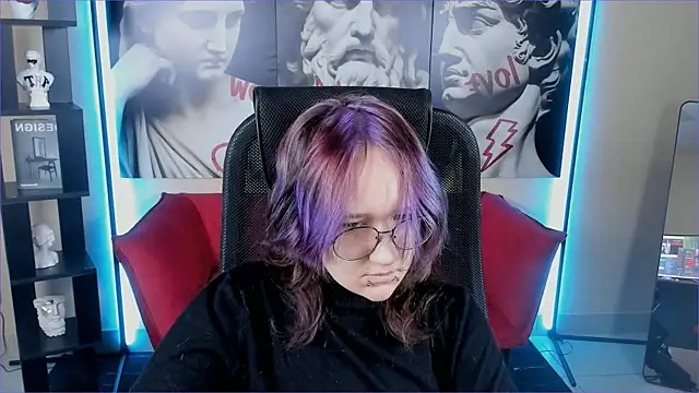 Sylvia Reed online show from 12-20-25, 07:15