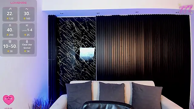 TiffanyHoustton online show from 03-16-26, 11:58