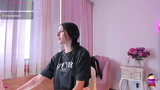 lya  brown online show from 12-22-25, 01:30