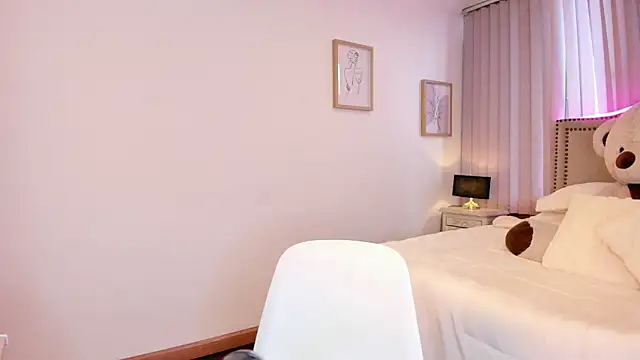 lya  brown online show from 02-20-26, 11:43