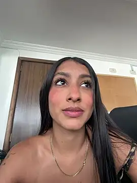 lya  brown online show from 07-08-26, 01:37