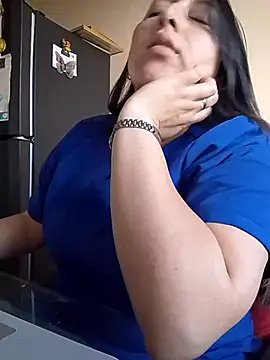 Valeria montana  online show from 02-19-26, 10:06