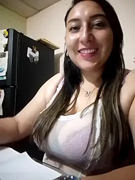 Valeria montana  online show from 03-10-26, 01:10