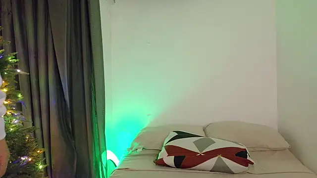 Aregoe Art online show from 12-22-25, 09:01