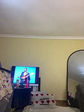 Privy001 online show from 12-14-25, 02:55