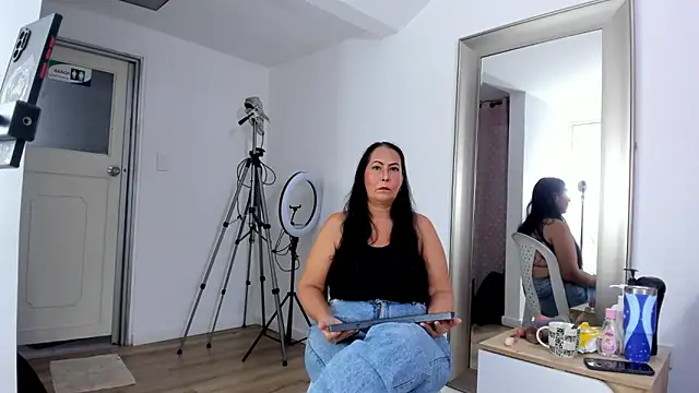 Sara BigAss- online show from 04-07-26, 12:38