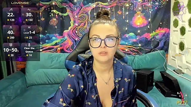 MonicaMoonly online show from 12-16-25, 10:59