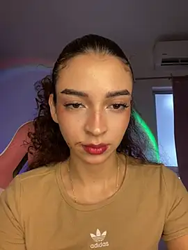 Snapshot of Anne_Wyntheris chatting on 06-19-26, 10:13 Anne Wyntheris online show from 06-19-26, 10:13