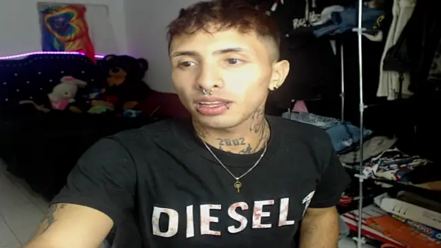 wallewe online show from 12-04-25, 06:49