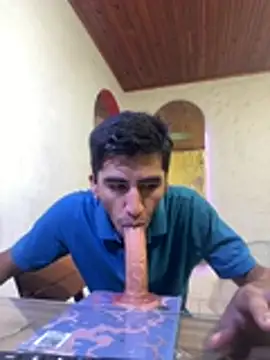 Snapshot of maxI_dick33 chatting on 03-03-26, 02:45 maxI dick33 online show from 03-03-26, 02:45