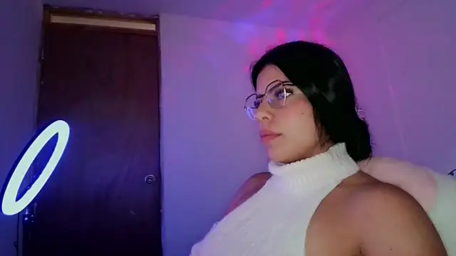 Adararouse1 online show from 02-16-26, 07:43