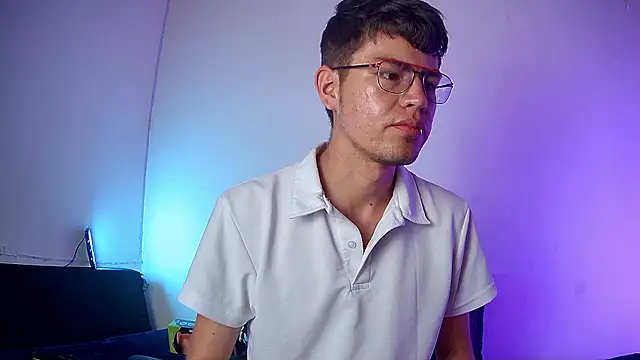 nicolatinboy online show from 02-23-26, 09:23