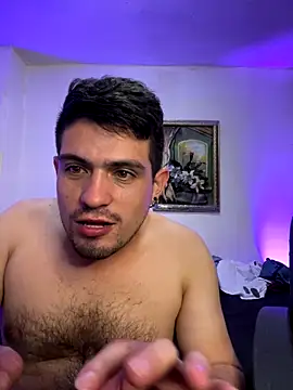 williamsmiiths16 online show from 12-20-25, 04:08