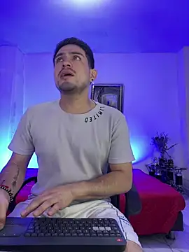 williamsmiiths16 online show from 04-16-26, 12:06