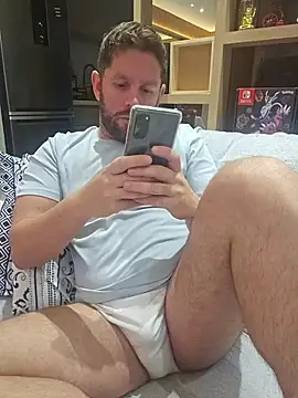 Snapshot of RipMyUnderwear chatting on 07-06-26, 01:30 RipMyUnderwear online show from 07-06-26, 01:30