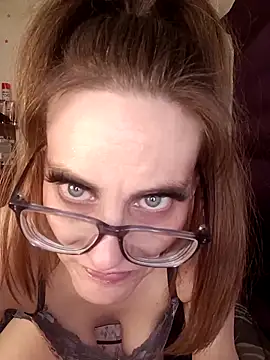 snowbird1117 online show from 03-09-26, 05:44