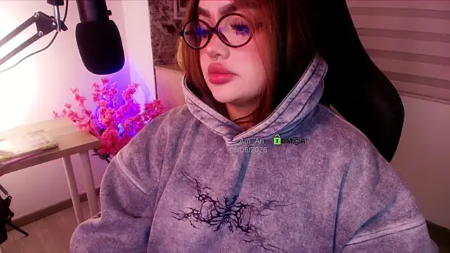 asheryn online show from 06-10-26, 01:50