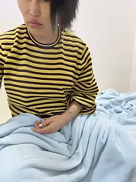 luckybaby666999 online show from 05-18-26, 04:40