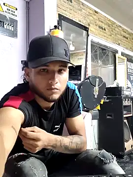 modeloxtz online show from 06-18-26, 03:18