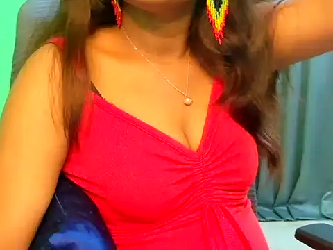 Snapshot of Spit_queenC_for_you chatting on 07-12-26, 11:34 Spit queenC for you online show from 07-12-26, 11:34