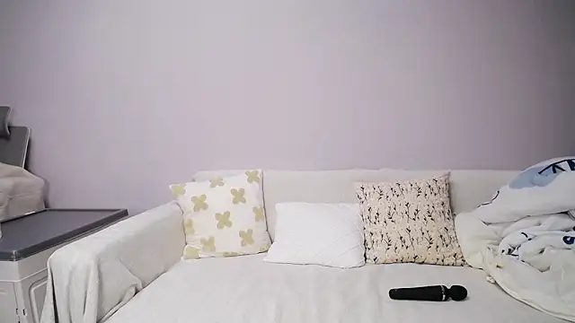 Suotomeai online show from 02-12-26, 11:49