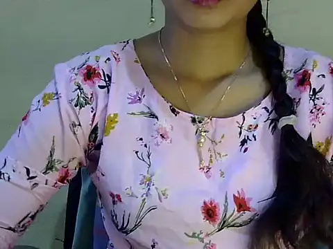 Snapshot of Shab_M chatting on 07-13-26, 07:00 Shab M online show from 07-13-26, 07:00