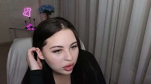 Deborah lowe online show from 12-03-25, 05:00