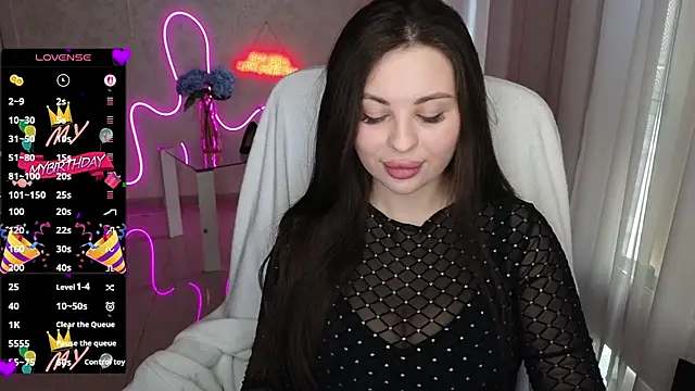 Deborah lowe online show from 04-10-26, 03:50