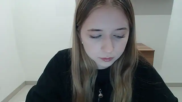 SweetBellaa  online show from 01-15-26, 06:44